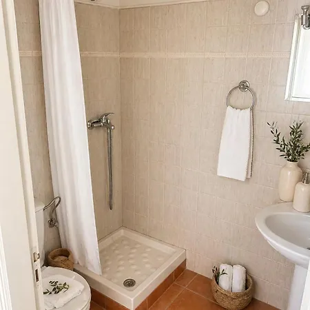 Дом отдыха Castello Sea View Maisonettes